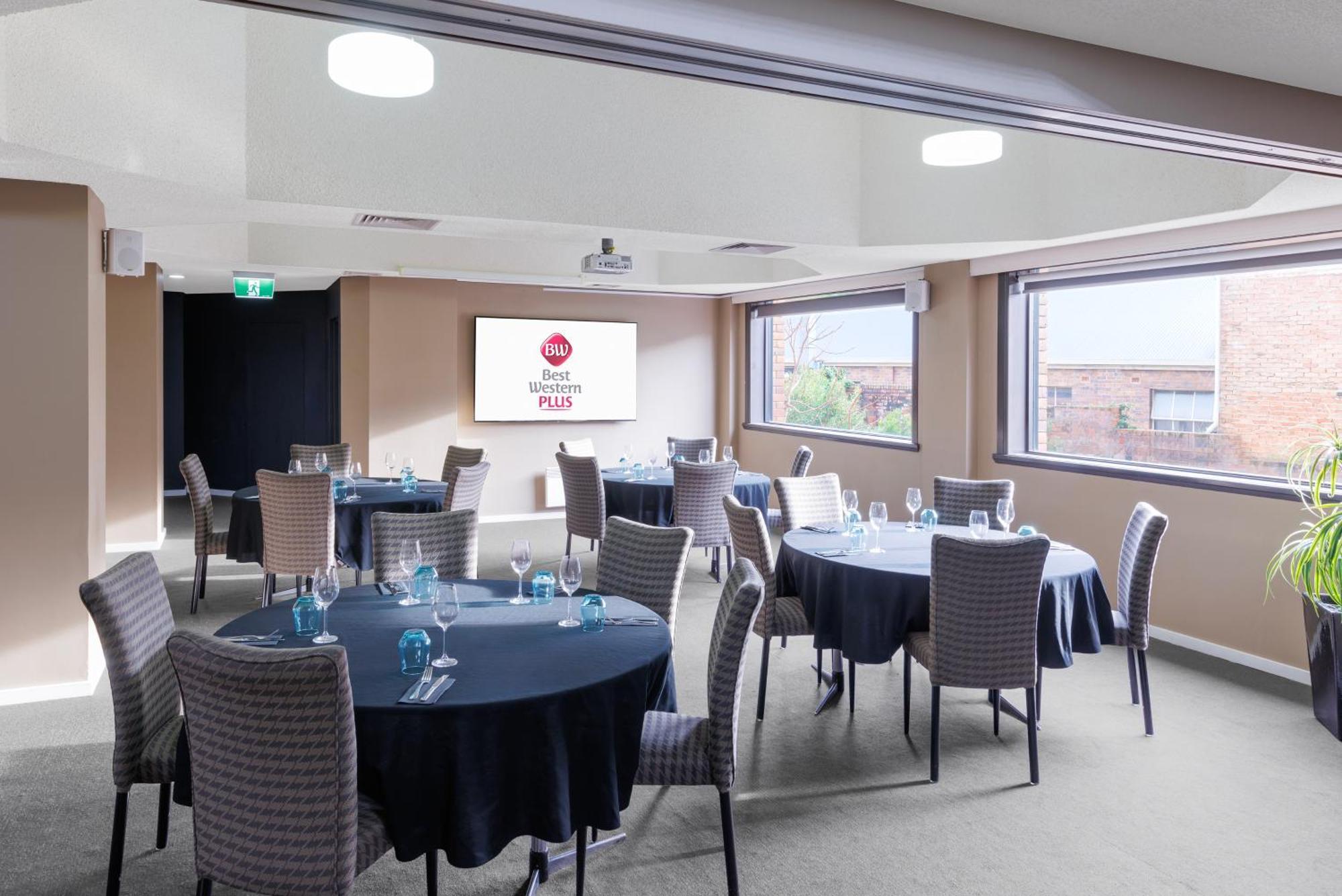 Best Western Plus Лонсестон Экстерьер фото