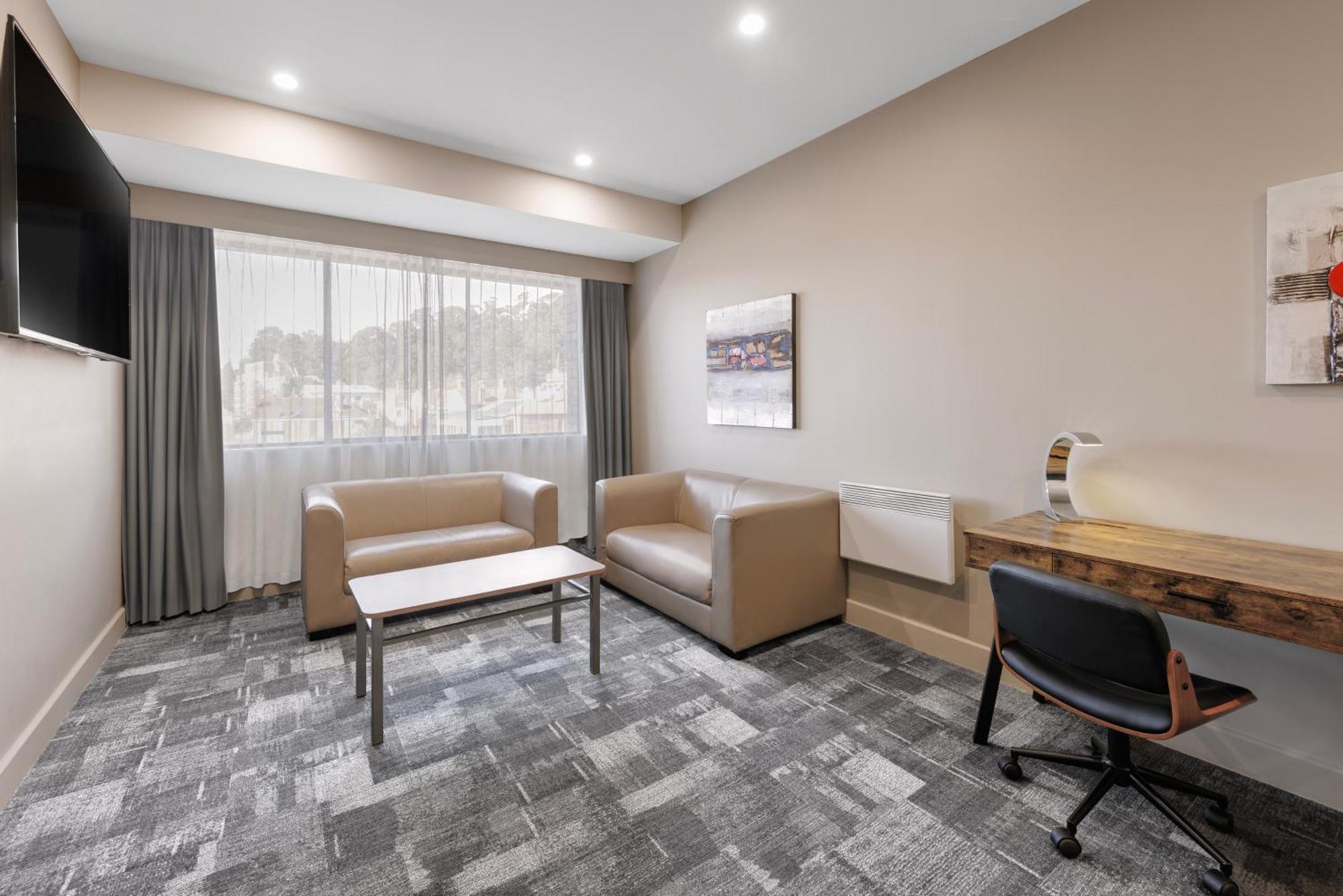 Best Western Plus Лонсестон Экстерьер фото